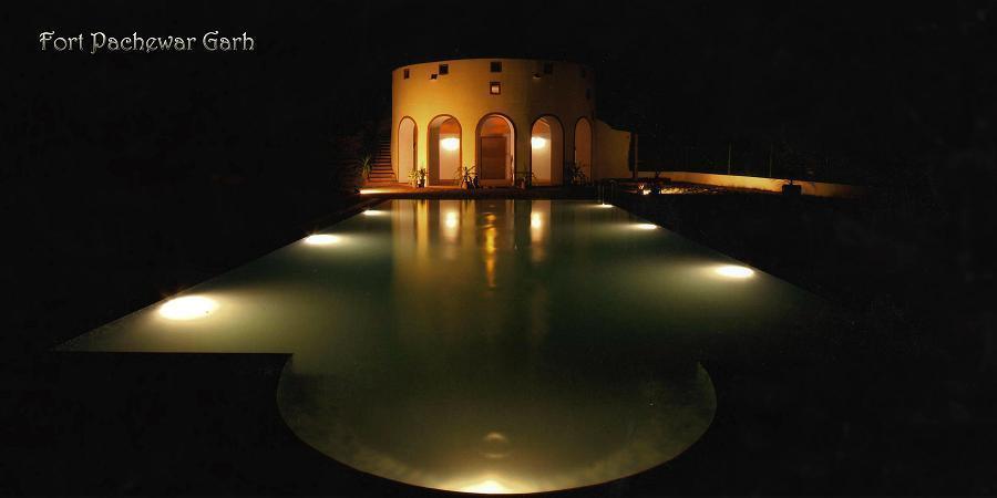 Pachewar Garh Fort Bagian luar foto