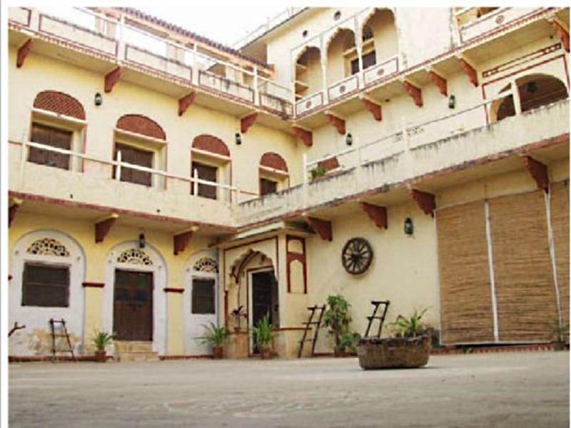 Pachewar Garh Fort Bagian luar foto